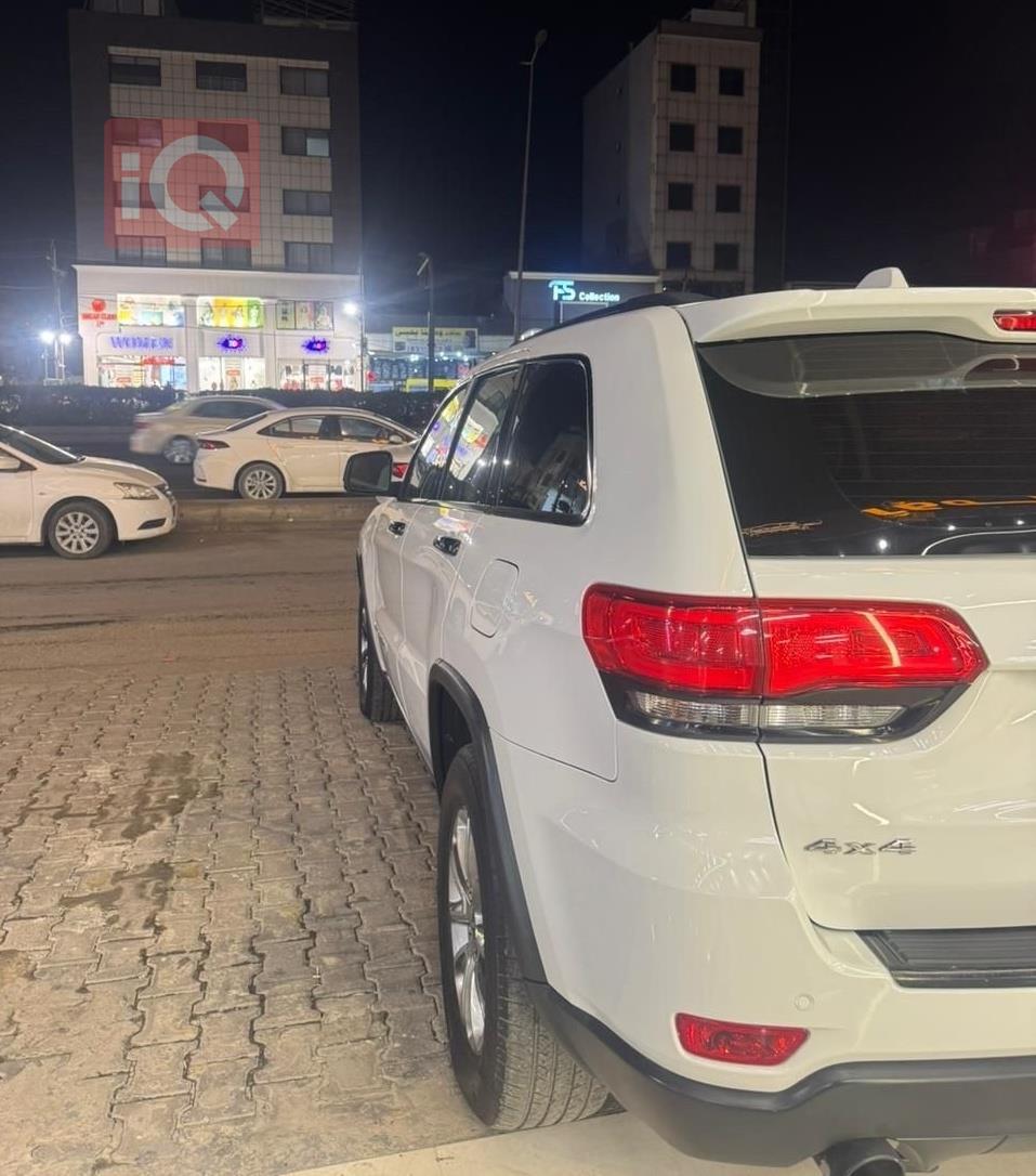 جيب جراند شيروكي